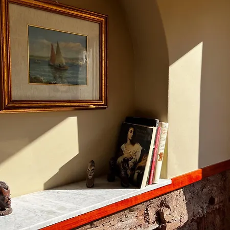 Rising Sun - With Private Bathrooms Alloggio in famiglia